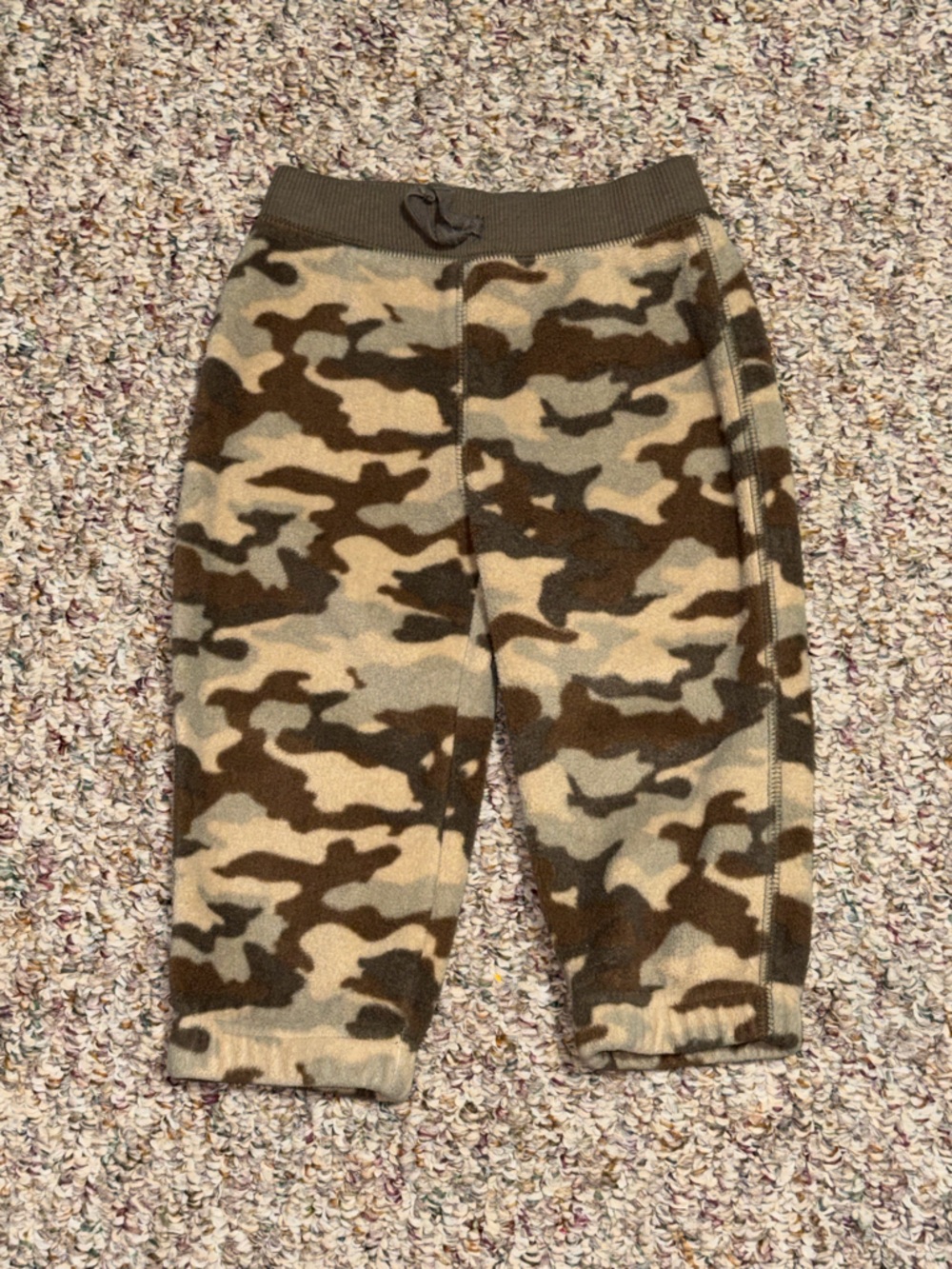 Kids' toddler size 18 months Brown Camo Fleece Bottoms jumping‎ beans